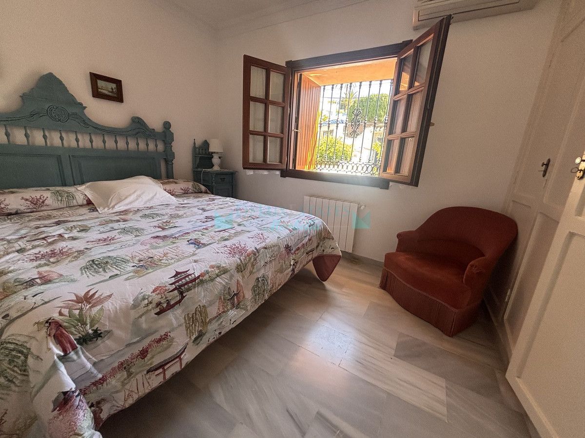 Semi Detached Villa for sale in Nueva Andalucia