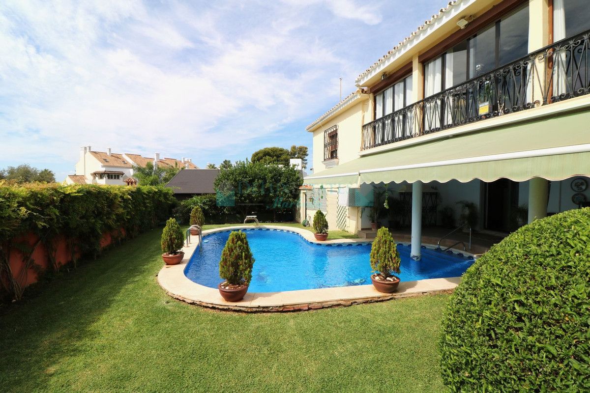 Villa for sale in Marbella