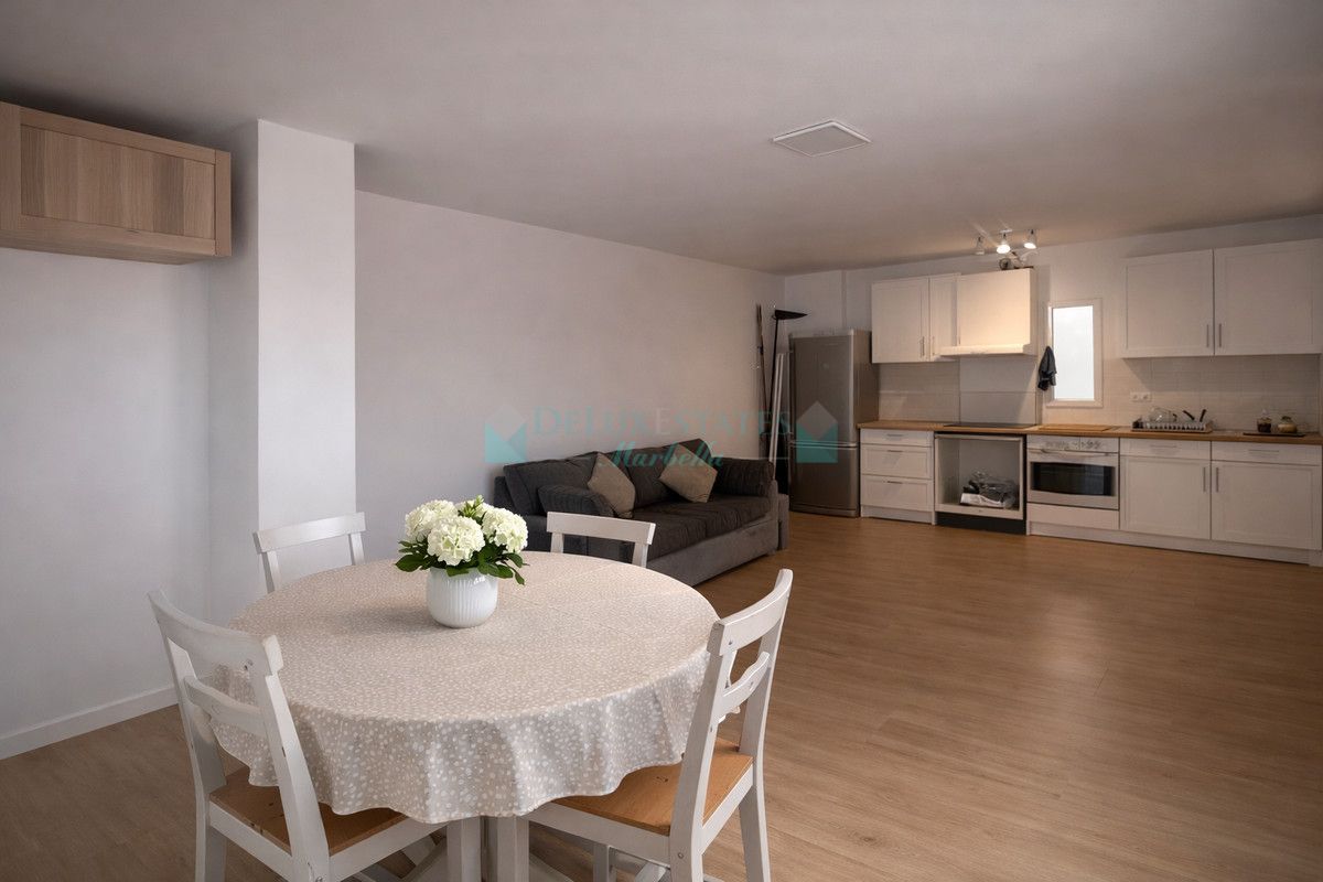 Apartment for sale in Estepona