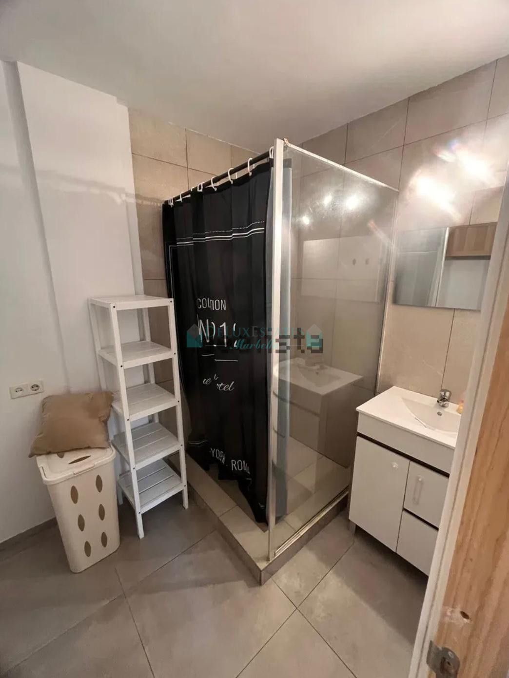 Apartment for sale in Estepona