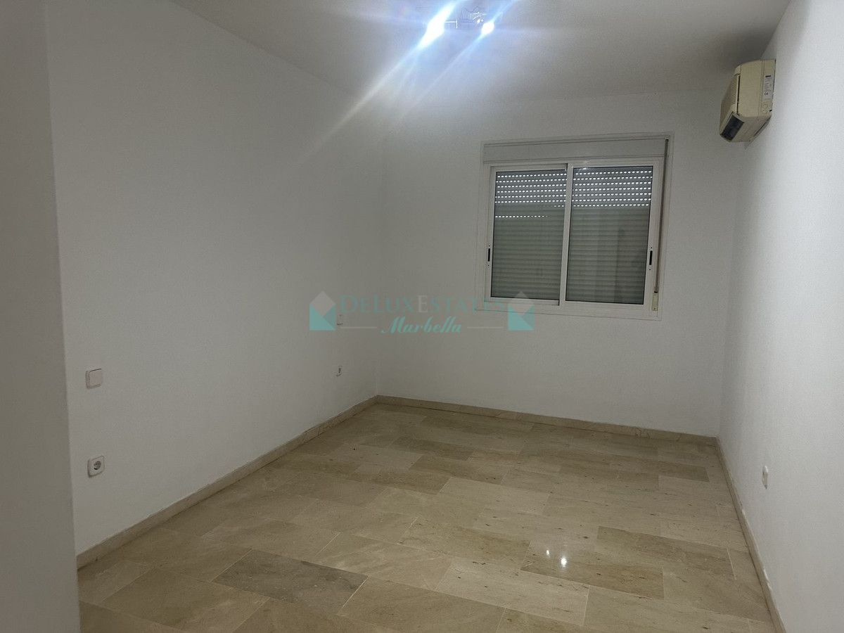 Apartment for sale in Nueva Andalucia