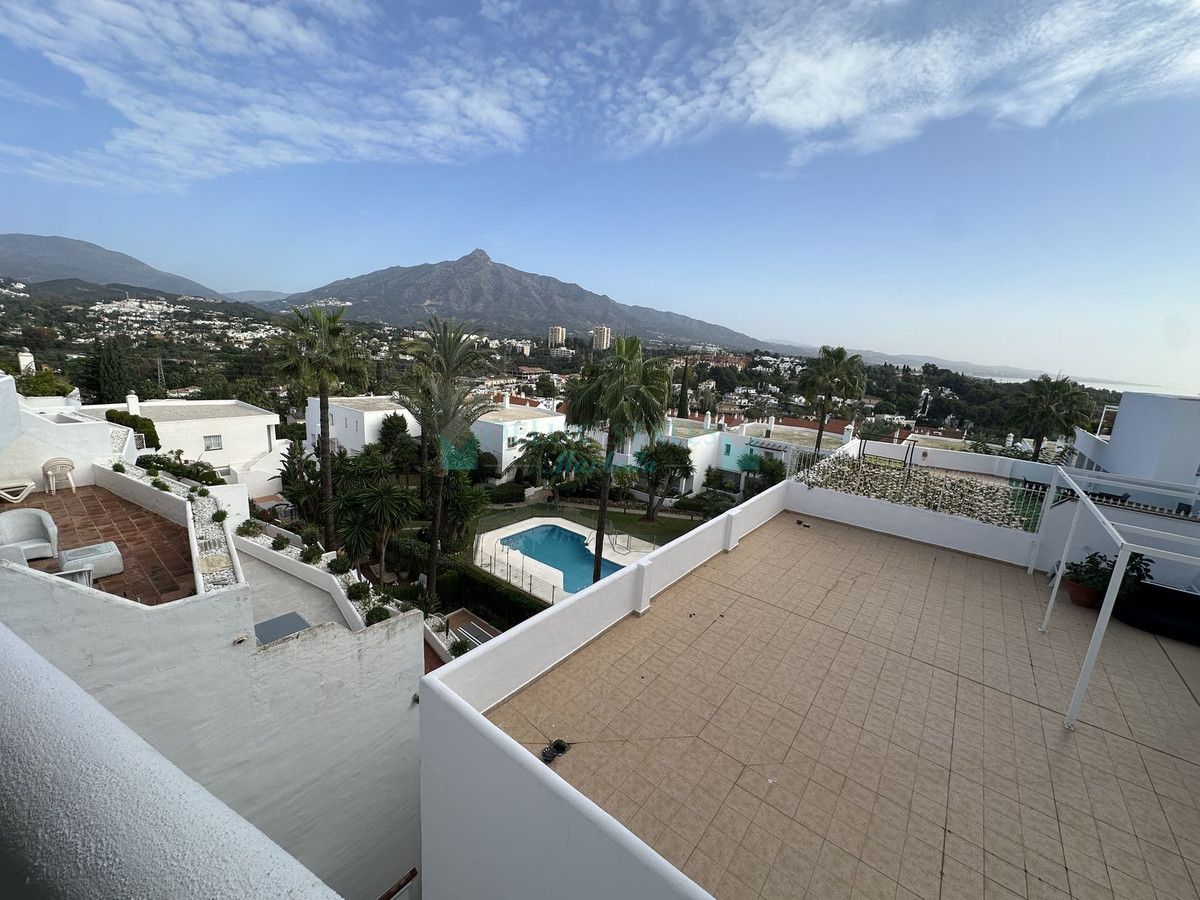 Apartment for sale in Nueva Andalucia