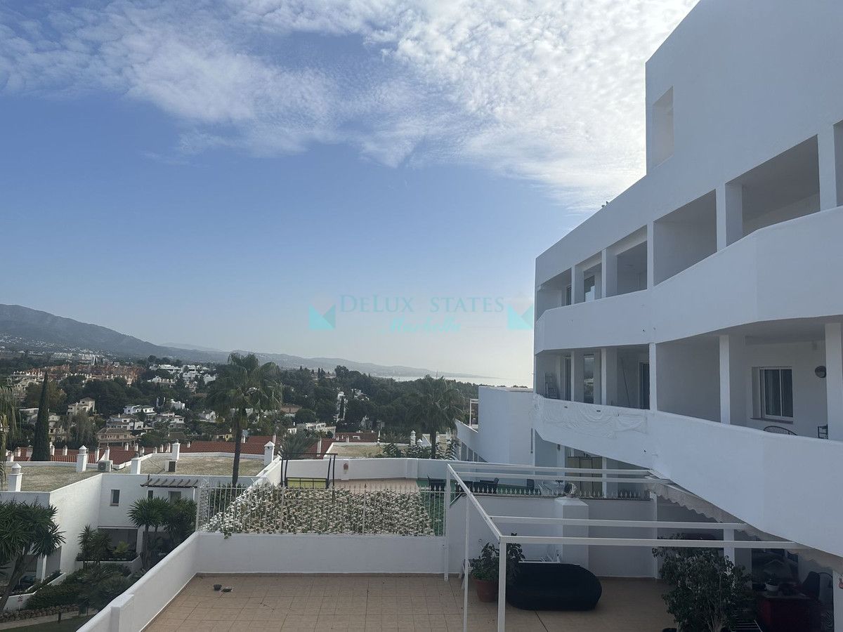 Apartment for sale in Nueva Andalucia