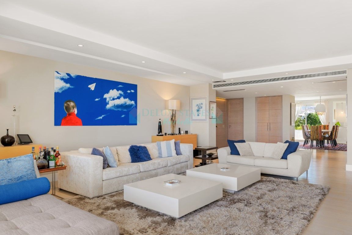 Penthouse for sale in Marbella - Puerto Banus
