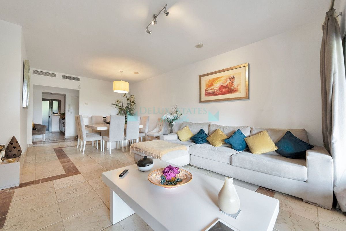 Ground Floor Apartment for sale in Benahavis