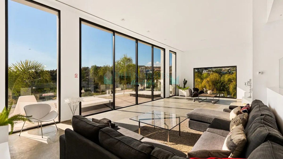 Villa en alquiler en Benahavis