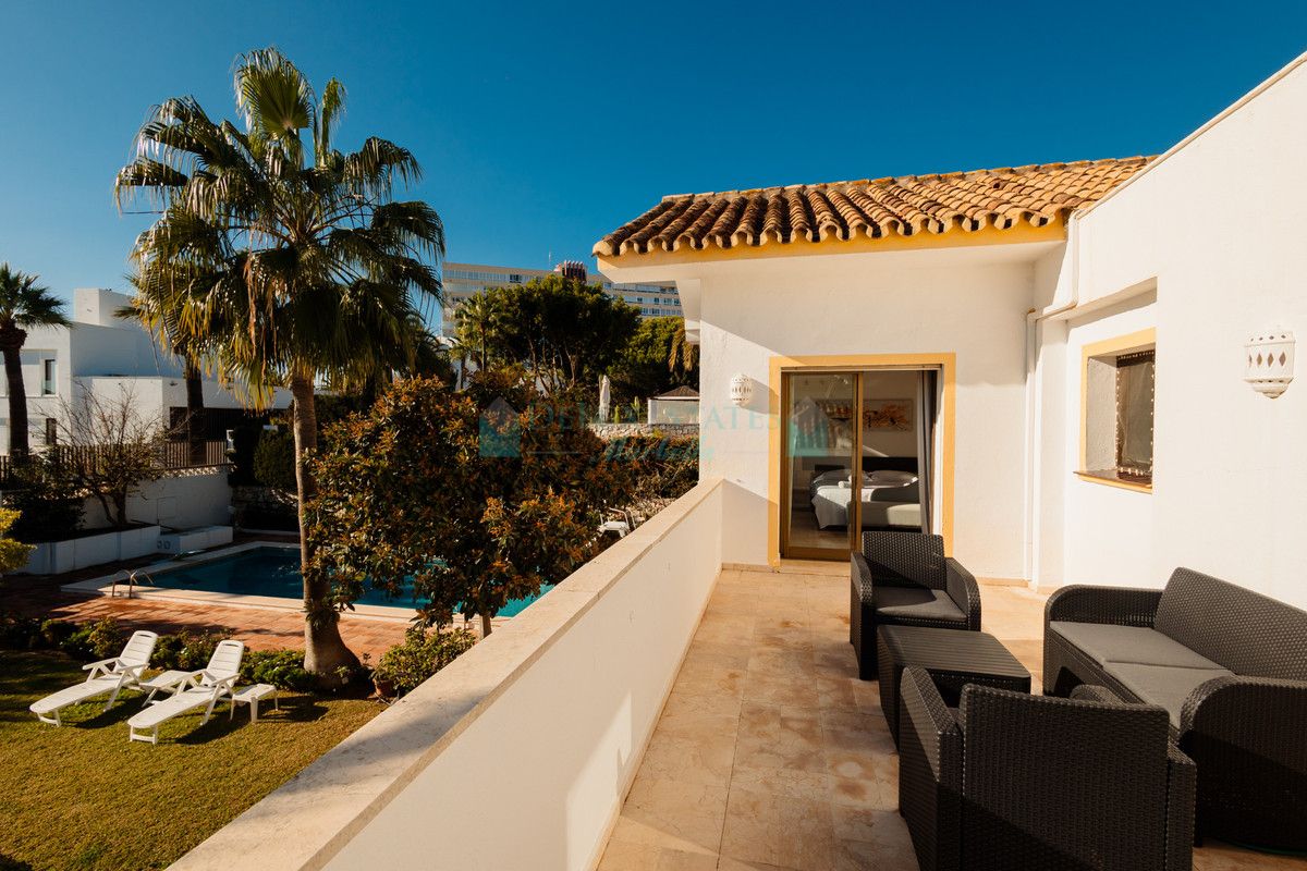 Villa for rent in Las Chapas, Marbella East