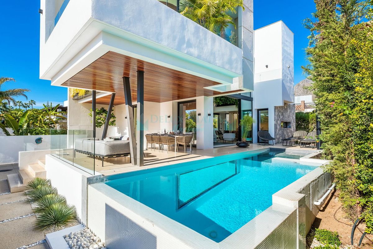 Villa for rent in Marbella Golden Mile