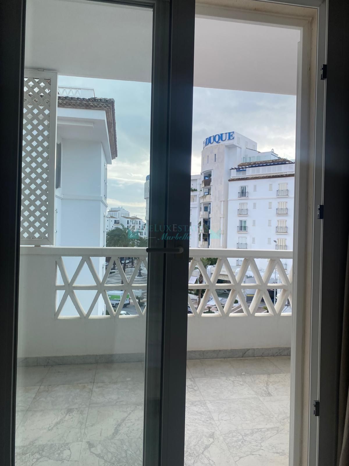 Apartamento en venta en Marbella - Puerto Banus