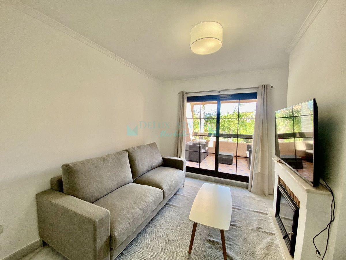 Apartment for rent in Hacienda del Sol, Estepona