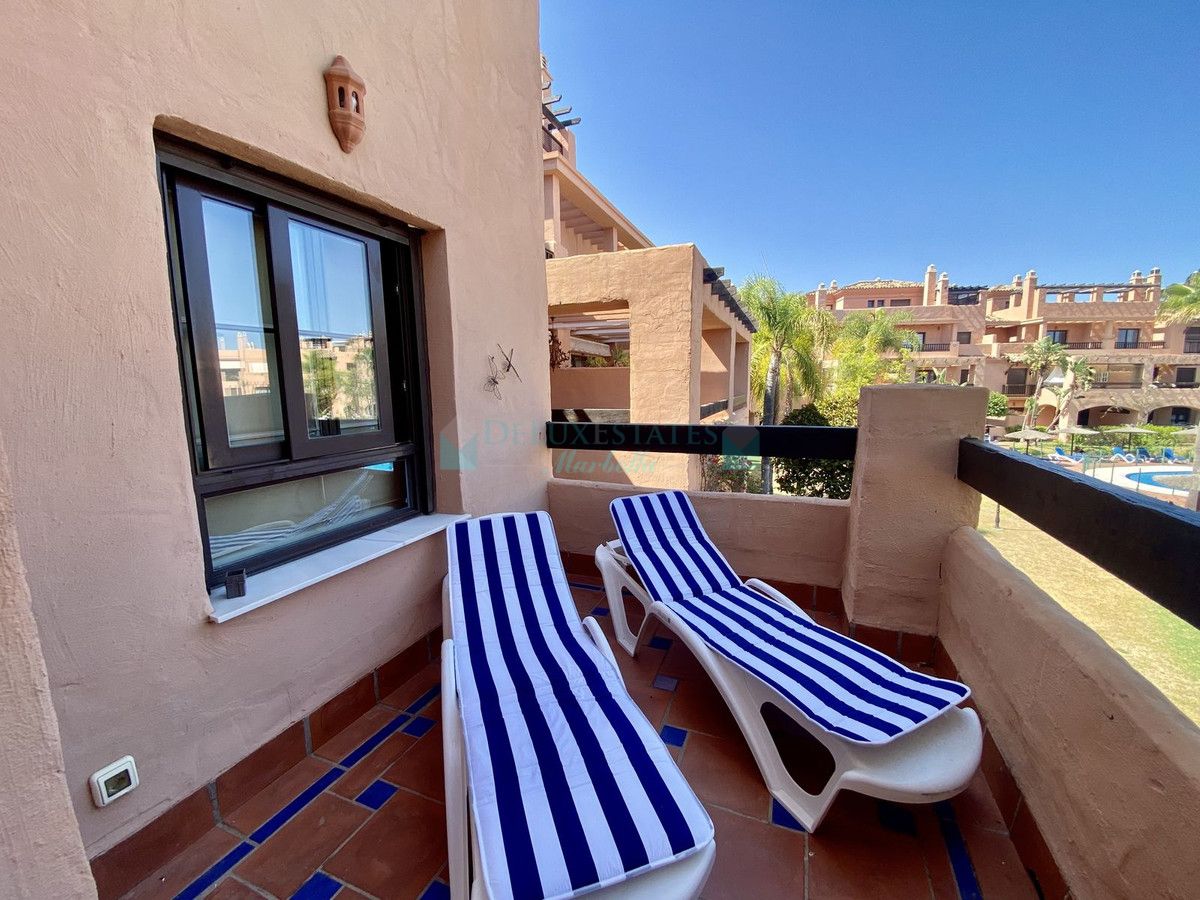 Apartment for rent in Hacienda del Sol, Estepona