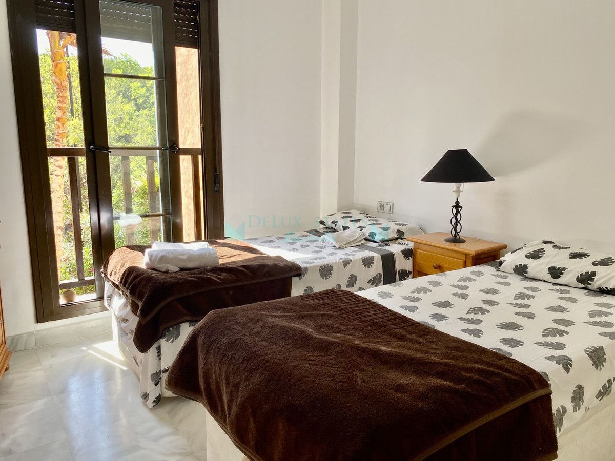Apartment for rent in Hacienda del Sol, Estepona