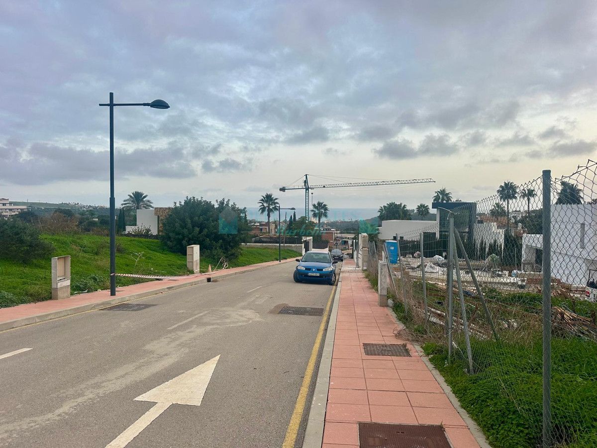 Residential Plot for sale in Estepona