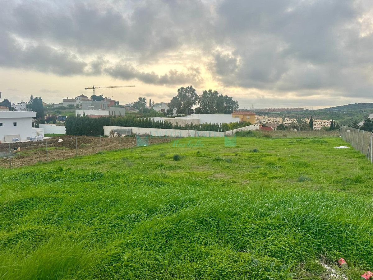 Residential Plot for sale in Estepona