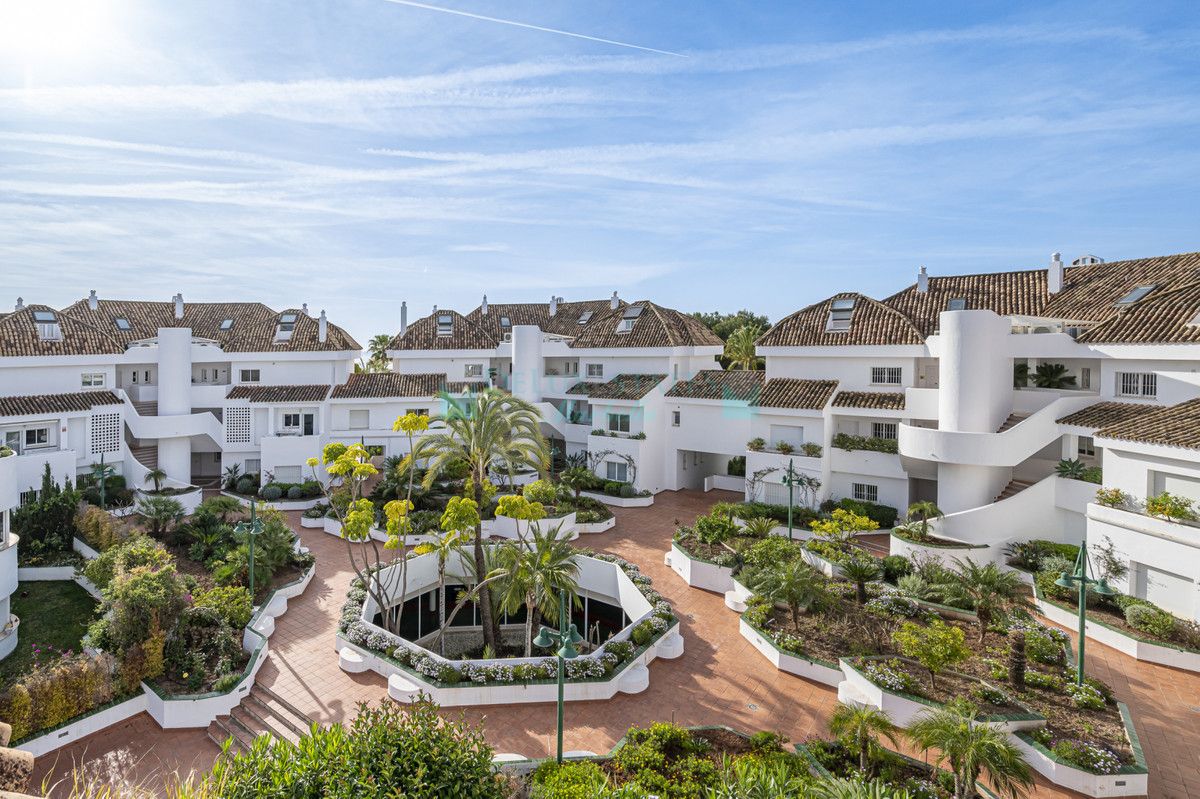 Penthouse for sale in Marbella Golden Mile