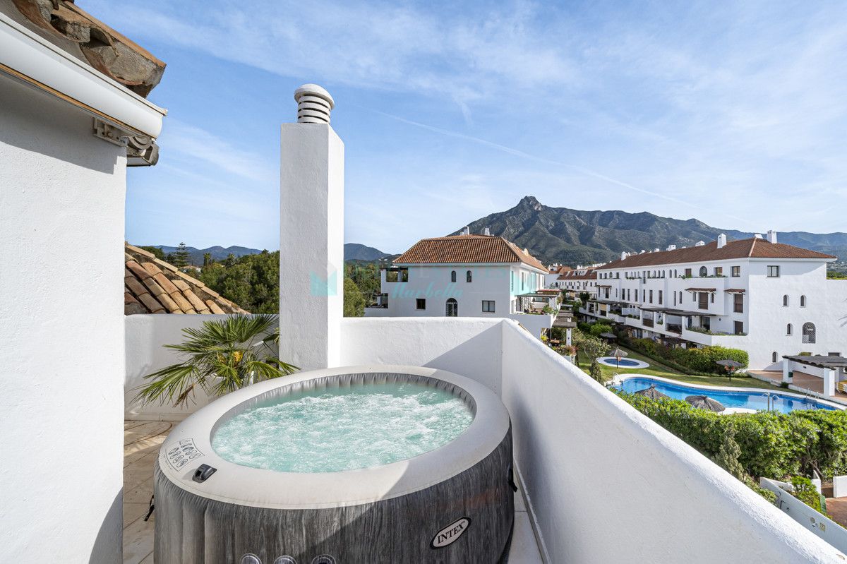 Penthouse for sale in Marbella Golden Mile