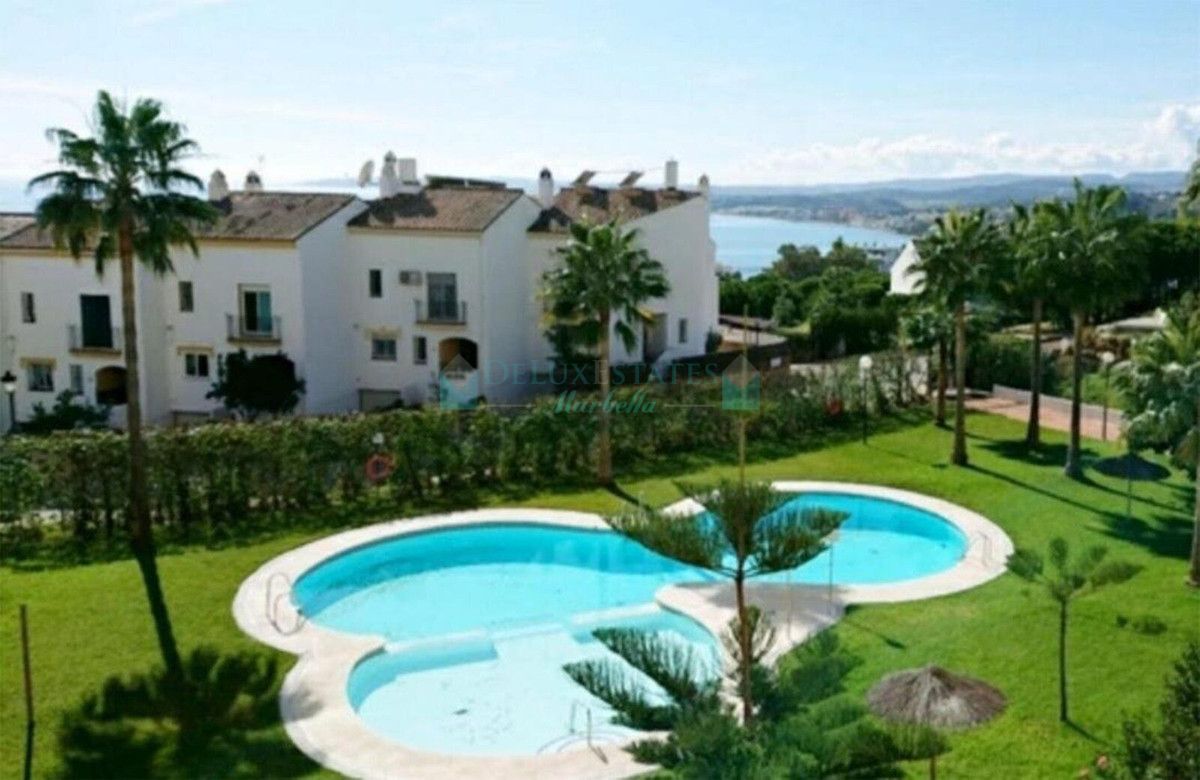 Apartamento en venta en Estepona