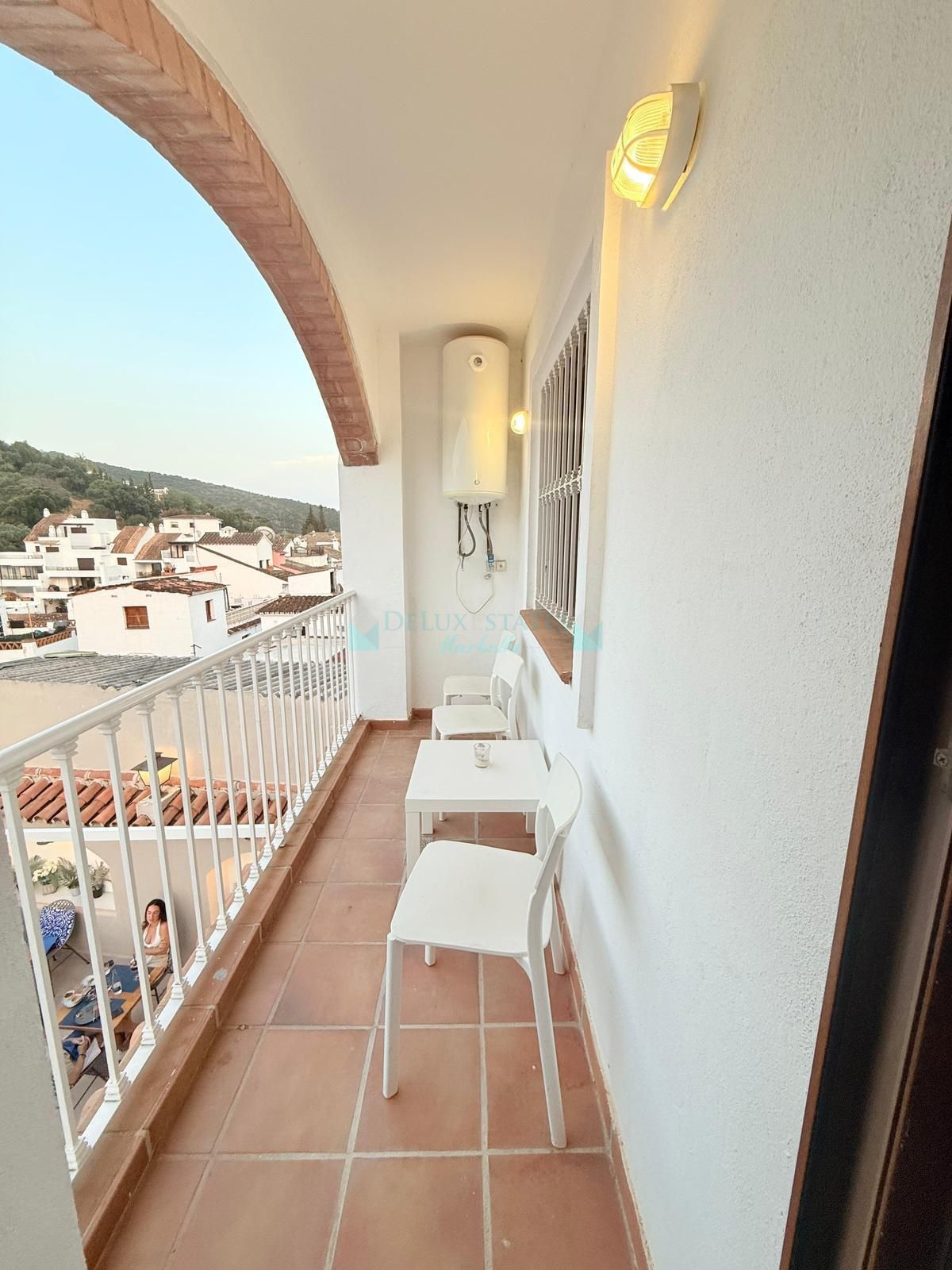 Apartamento en venta en Benahavis