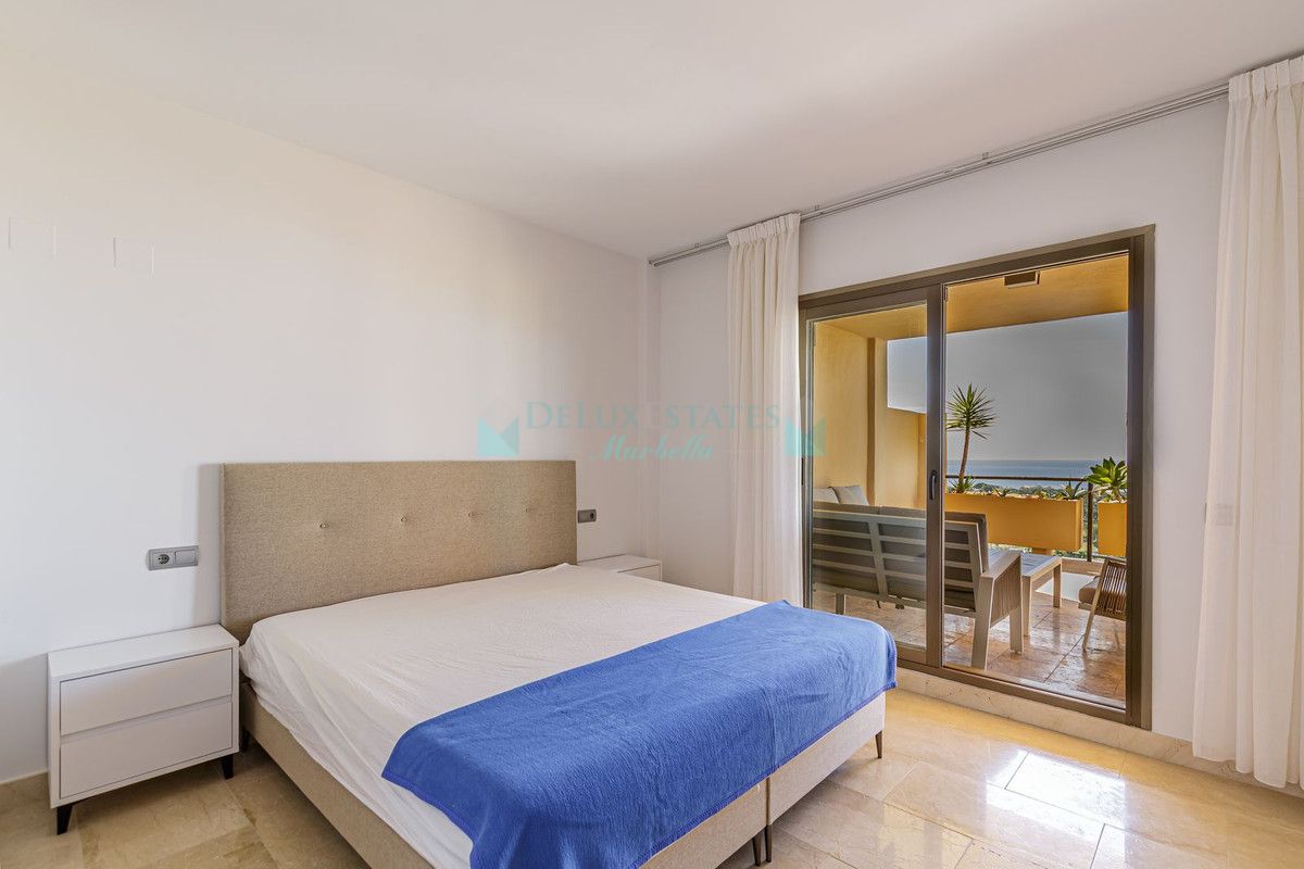 Apartamento Planta Baja en alquiler en Benahavis