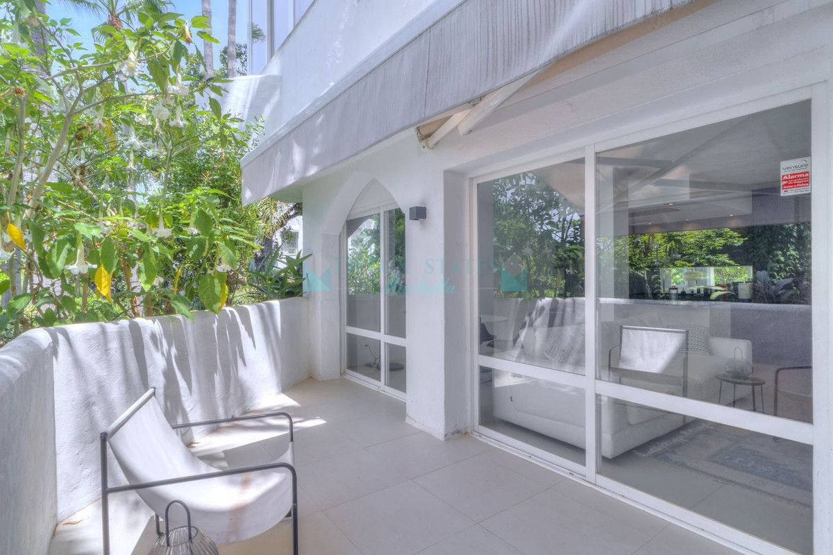 Ground Floor Apartment for sale in La Reserva de Marbella, Marbella East