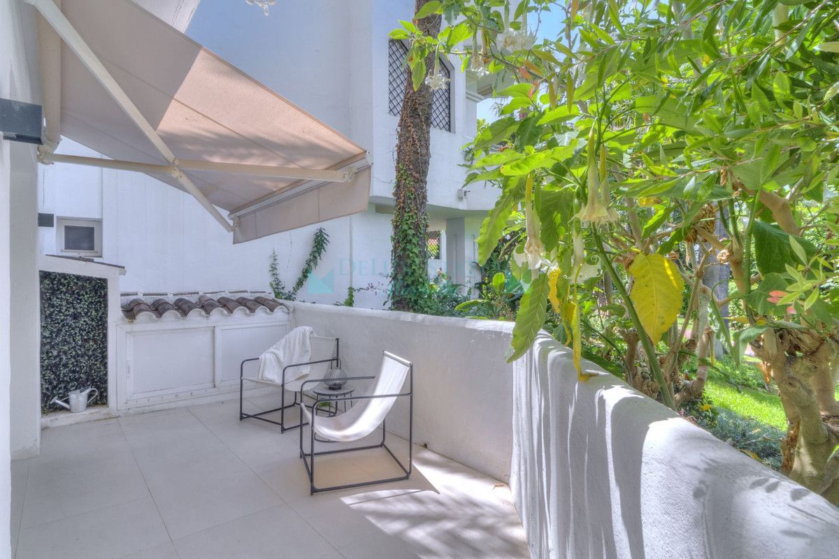 Ground Floor Apartment for sale in La Reserva de Marbella, Marbella East