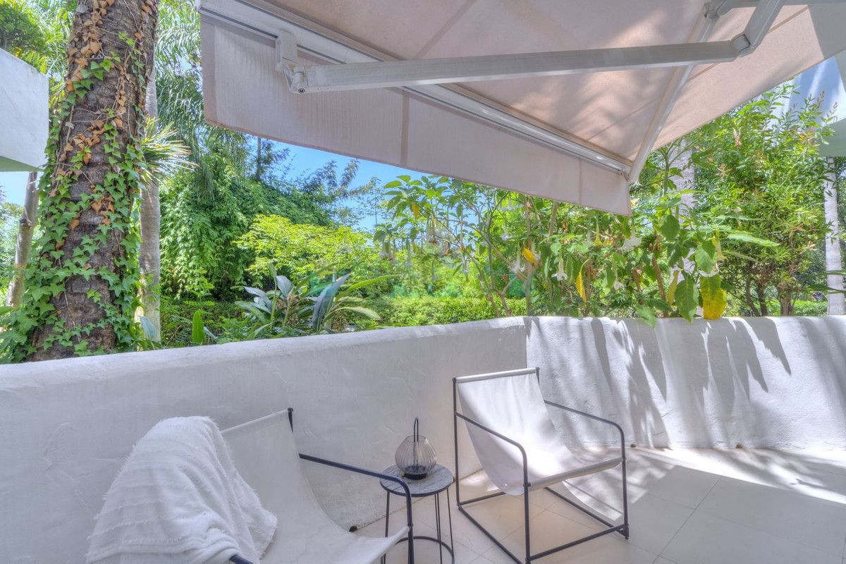 Ground Floor Apartment for sale in La Reserva de Marbella, Marbella East