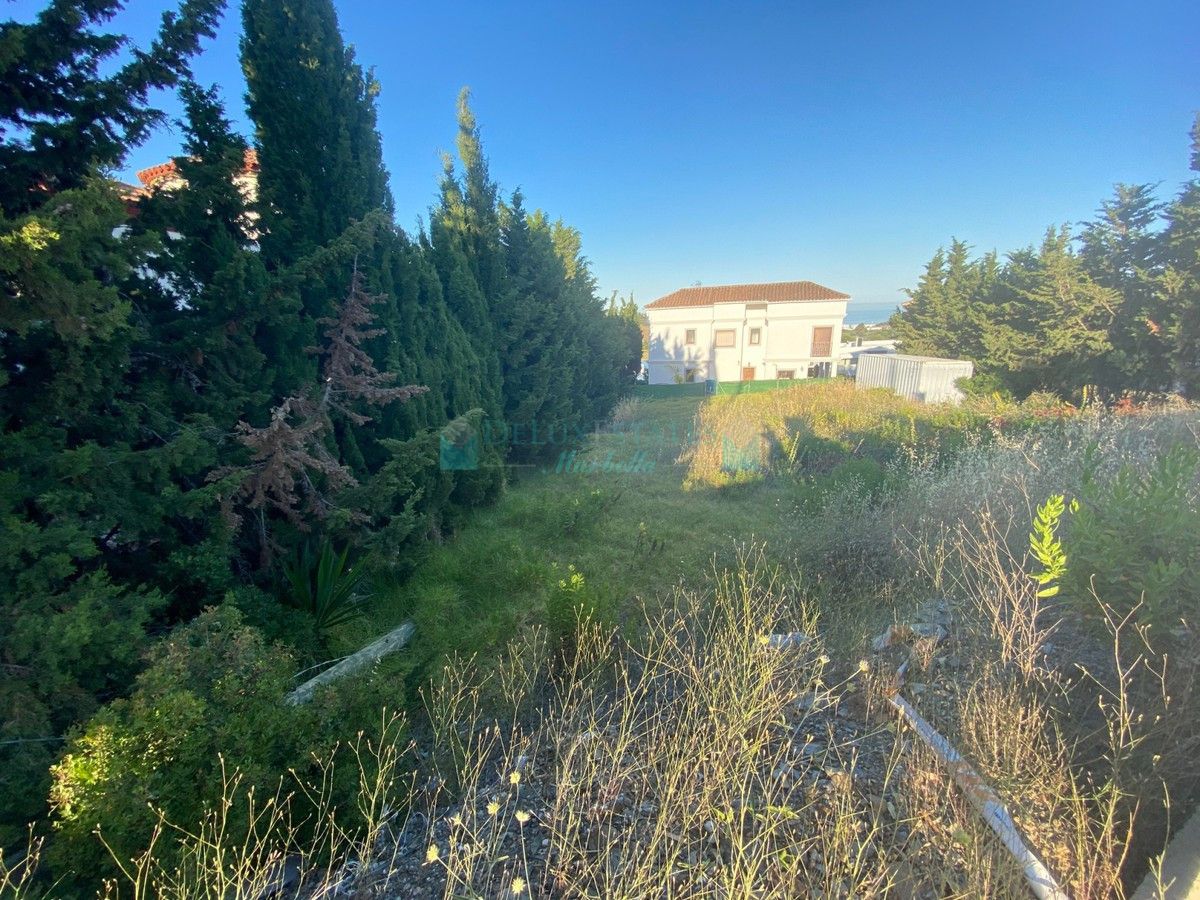 Residential Plot for sale in Estepona