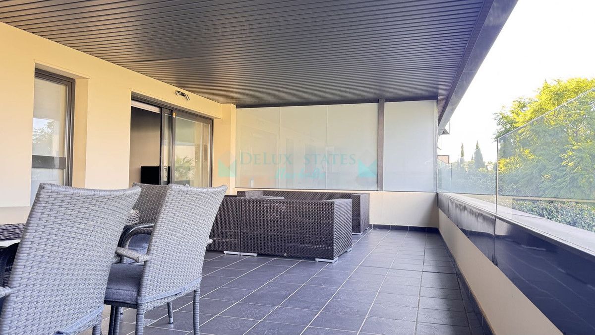 Apartamento en venta en Los Flamingos, Benahavis