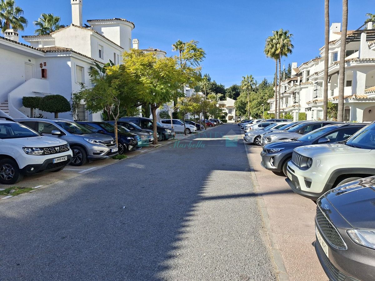 Ground Floor Apartment for sale in Marbella