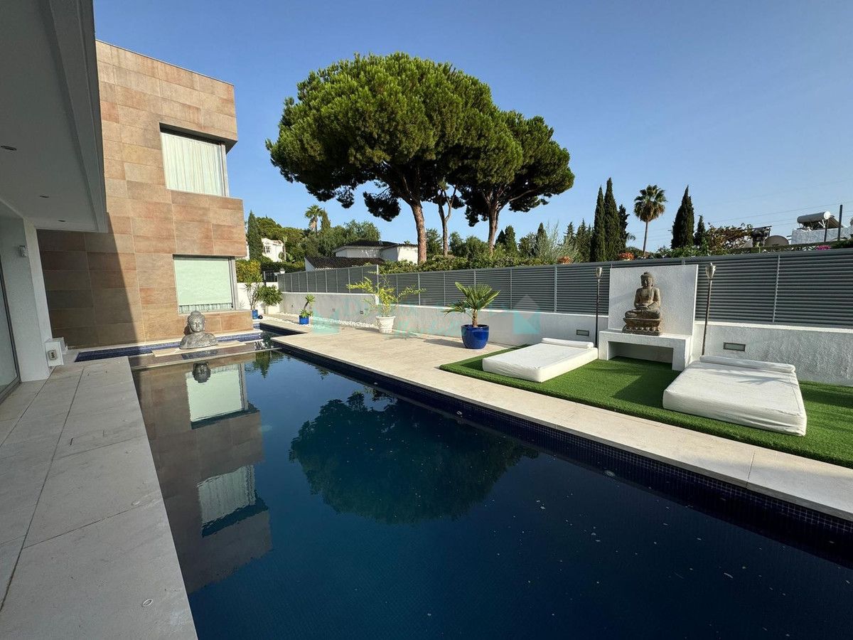 Villa for rent in Marbella Golden Mile