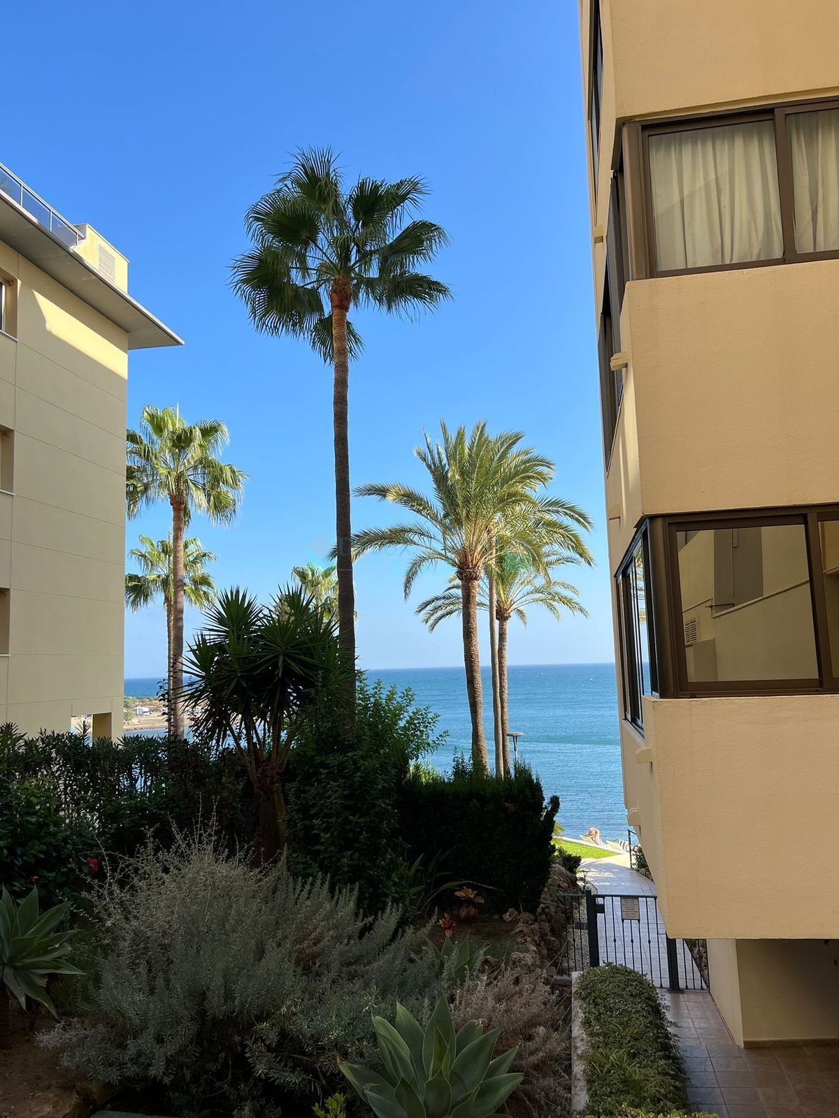 Apartment for sale in Estepona