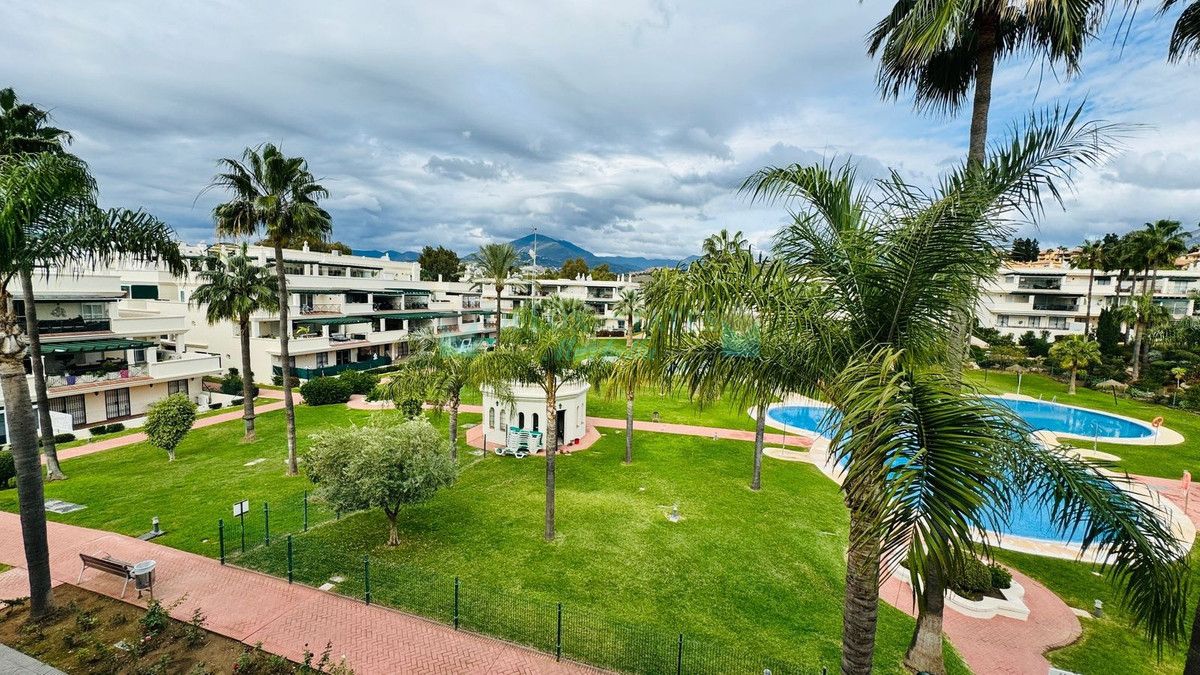 Penthouse for sale in Marbella - Puerto Banus