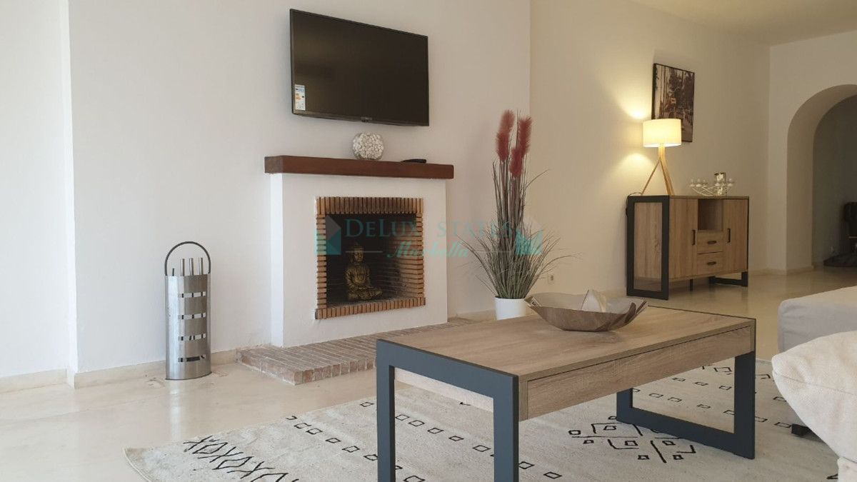 Ground Floor Apartment for rent in El Paraiso, Estepona