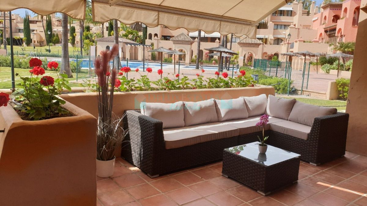 Ground Floor Apartment for rent in El Paraiso, Estepona