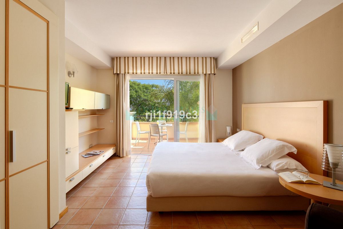 Hotel for sale in Elviria, Marbella East