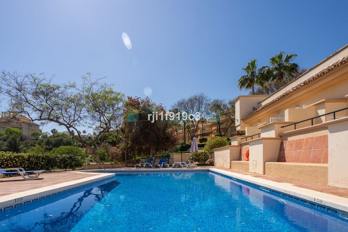 Hotel for sale in Elviria, Marbella East