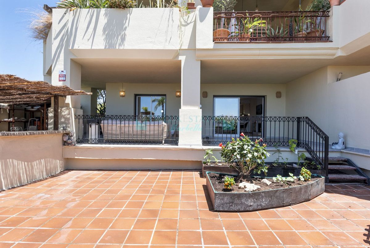 Apartamento Planta Baja en venta en Selwo, Estepona