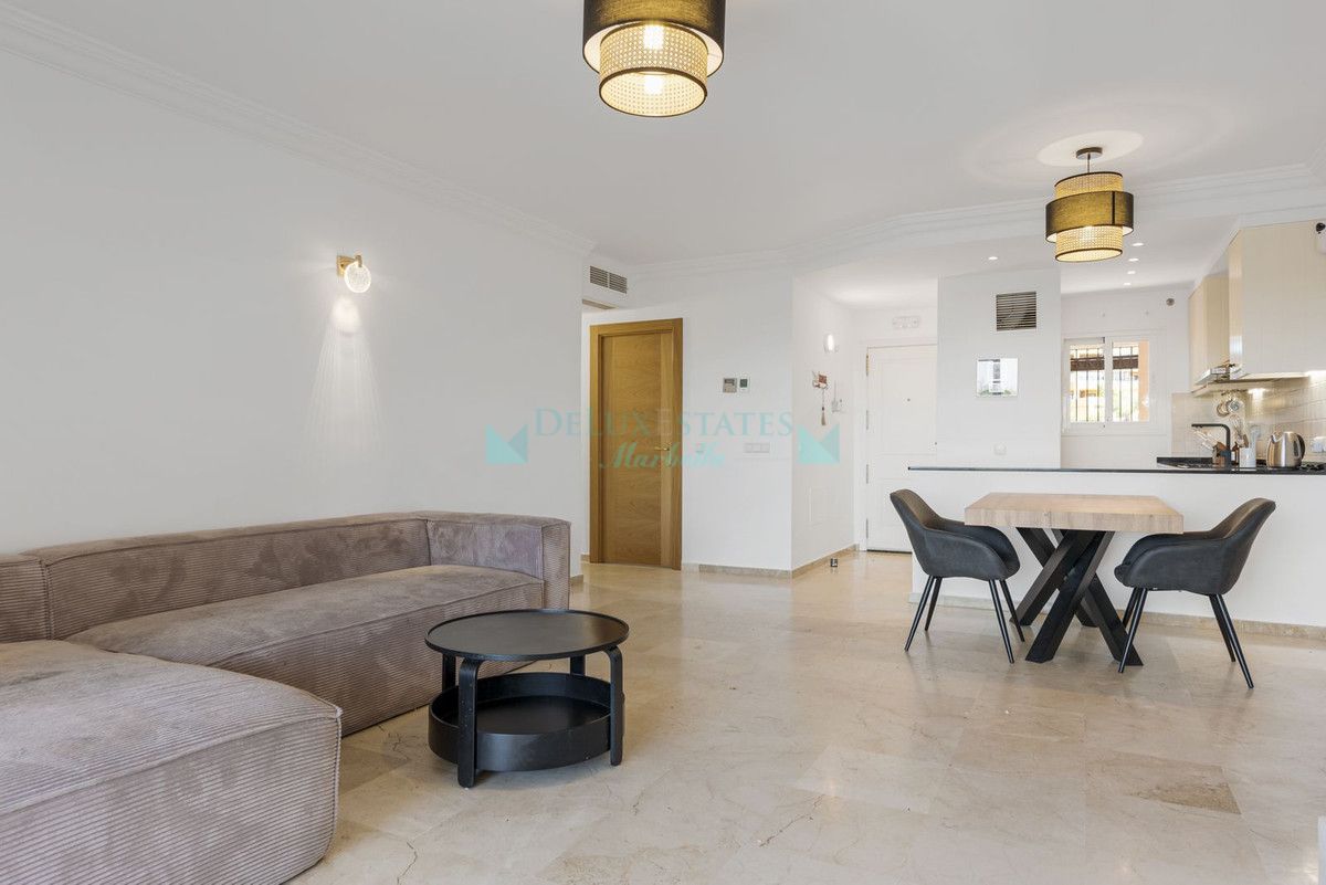 Apartamento Planta Baja en venta en Selwo, Estepona