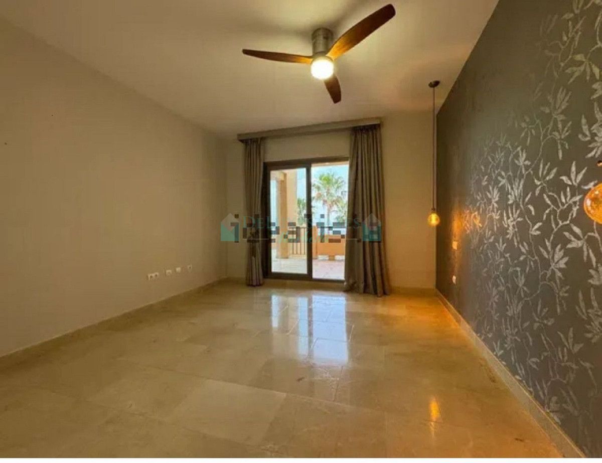 Apartment for rent in Benahavis