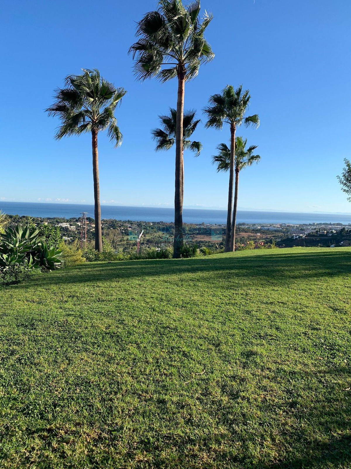 Apartment for rent in Benahavis