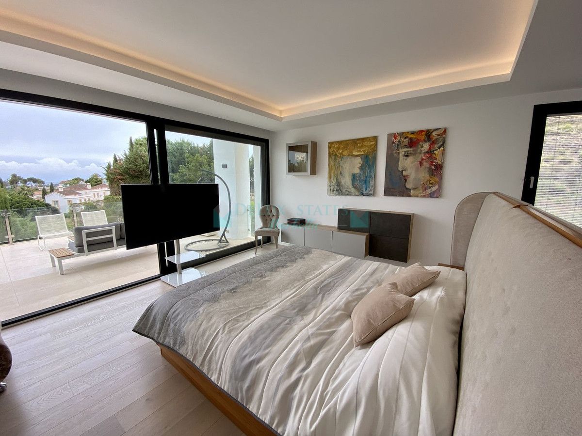 Villa en alquiler en El Paraiso, Estepona