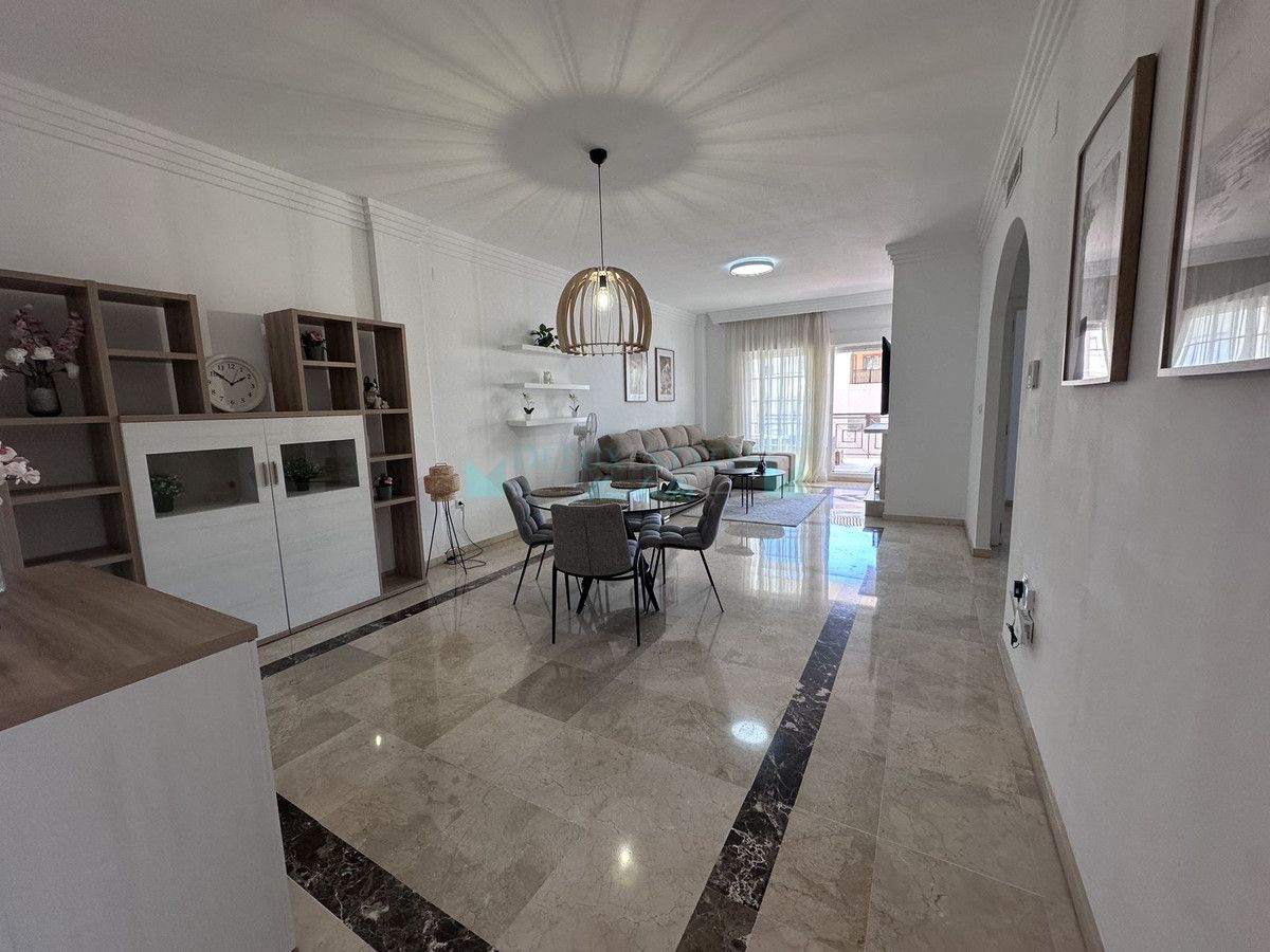 Apartment for rent in Nueva Andalucia