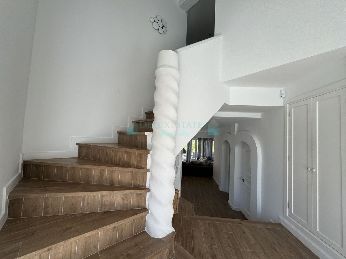 Villa for rent in Bahia de Marbella, Marbella East