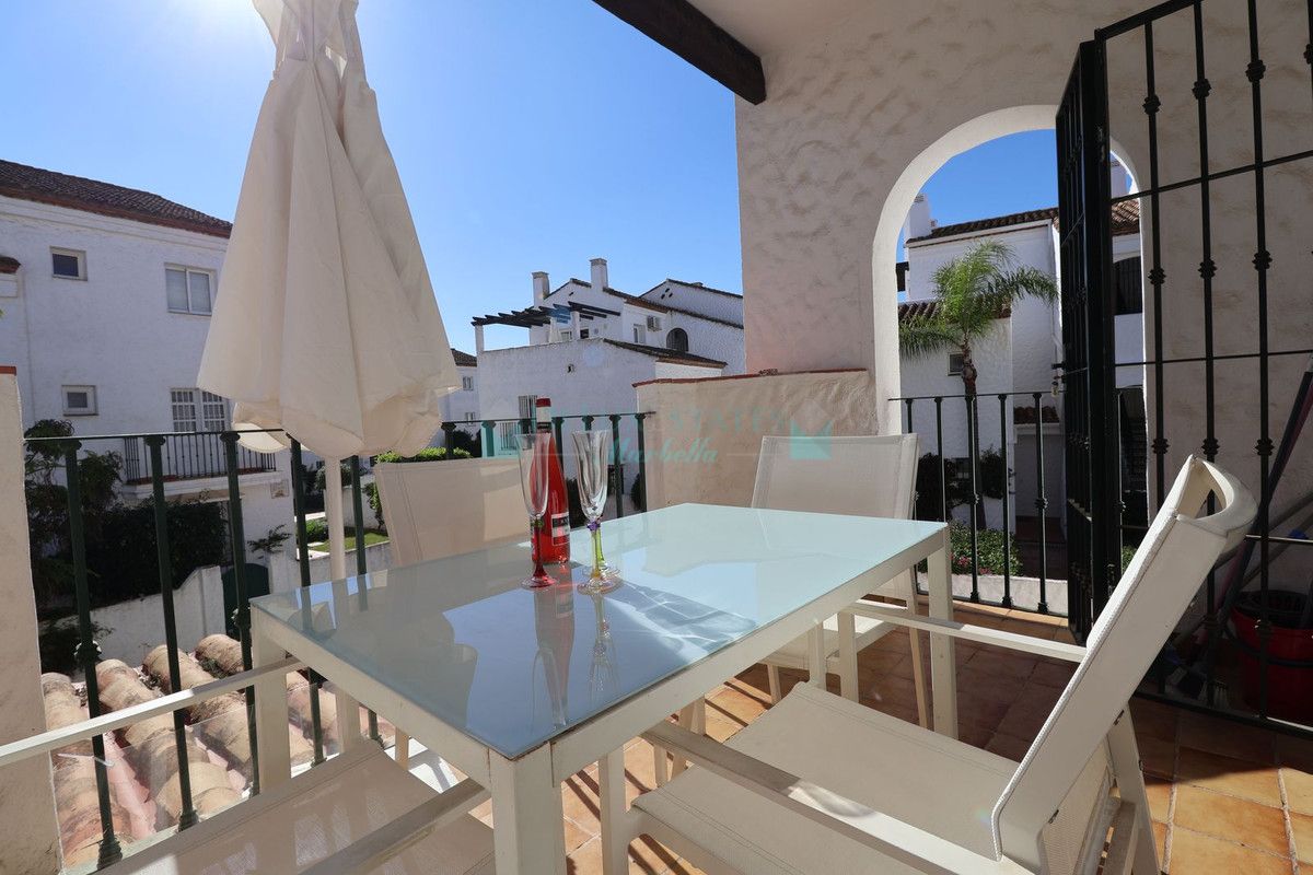 Apartment for sale in Benavista, Estepona