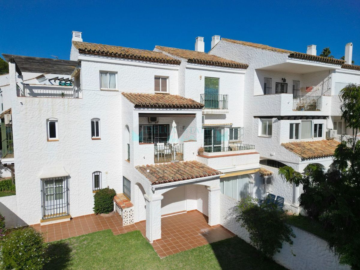 Apartment for sale in Benavista, Estepona