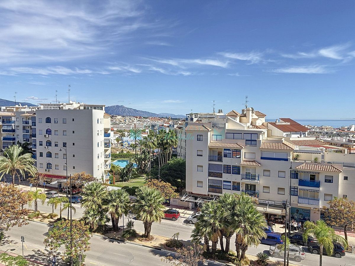 Penthouse for sale in Estepona