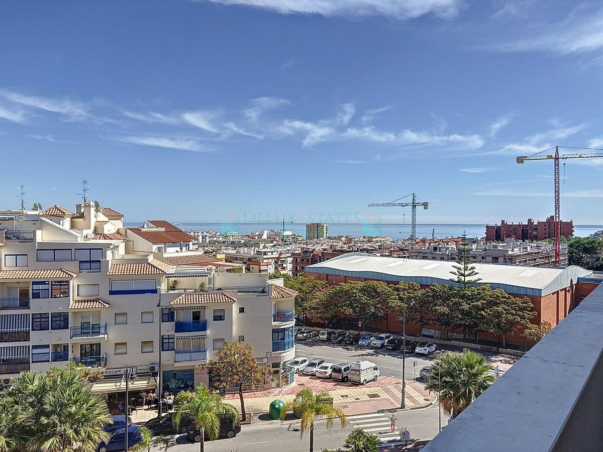 Penthouse for sale in Estepona