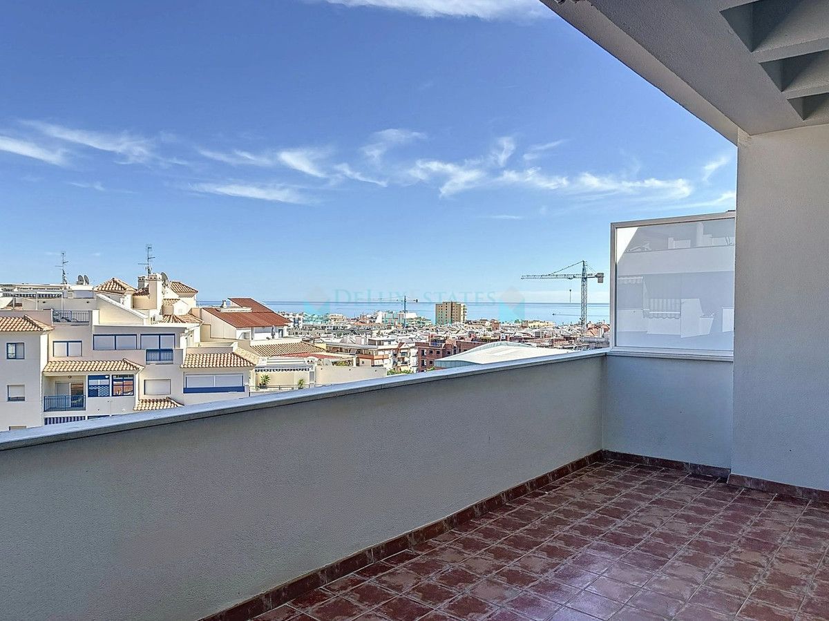 Penthouse for sale in Estepona