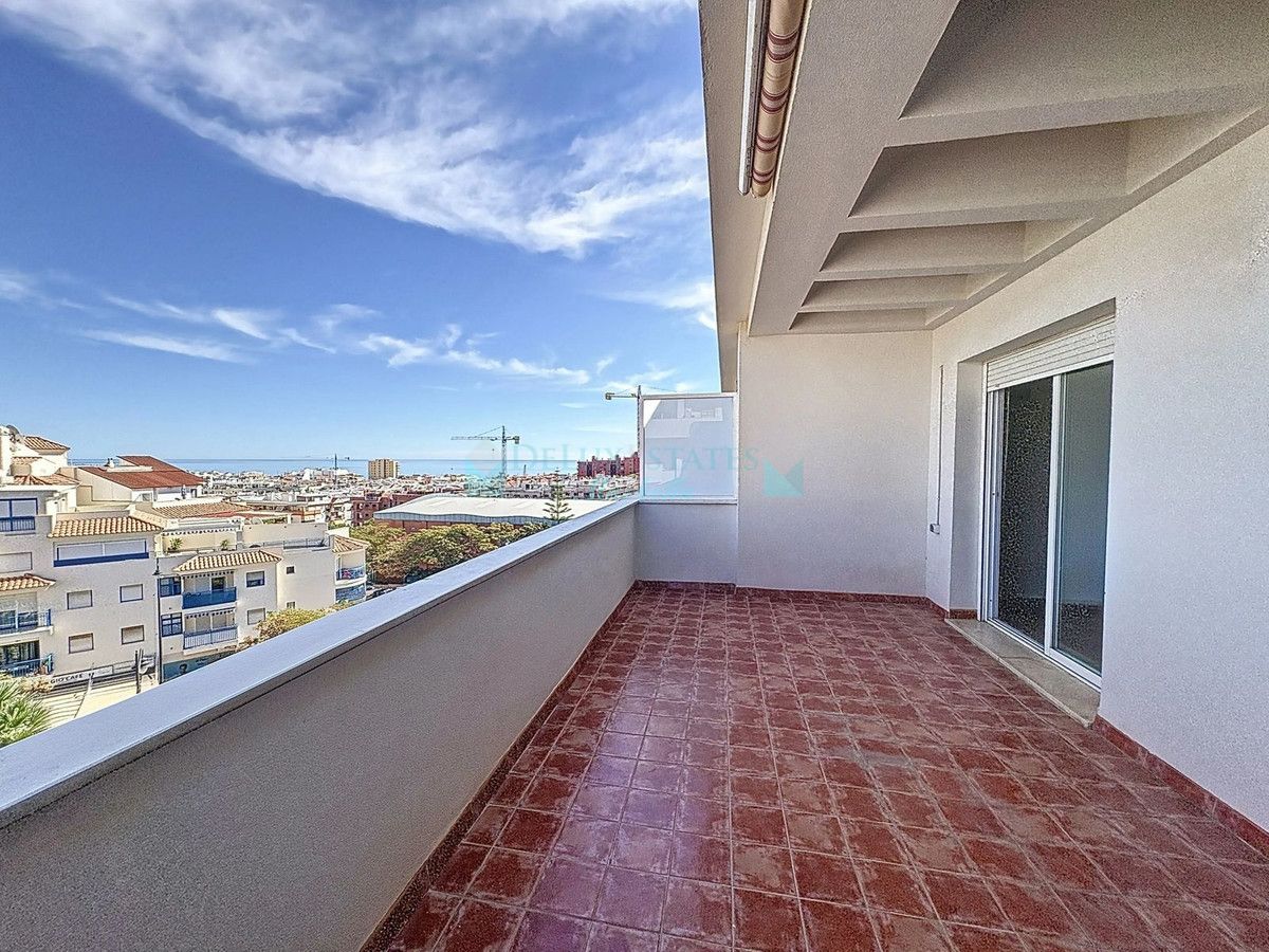 Penthouse for sale in Estepona