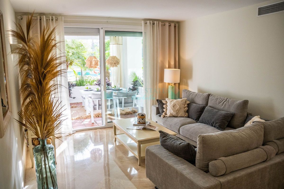 Ground Floor Apartment for sale in Costalita, Estepona